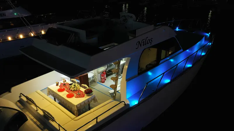Niloş motoryat — 16 metre, dış görünüm — 2