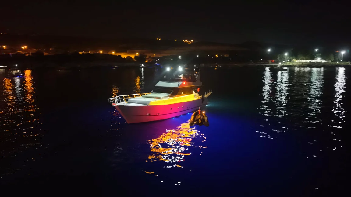 Niloş Yat gece seyri